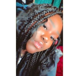 Meet your Posher, Kaylin